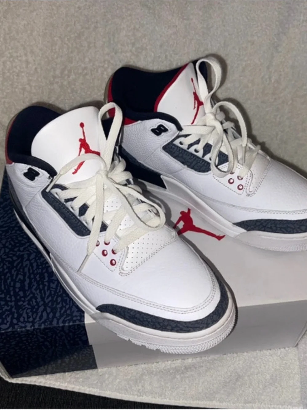 Air Jordan Retro 3 Denim Fire Red